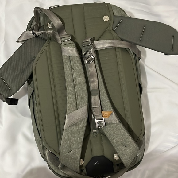 Peak design 45L travel backpack. Sage green. Used/Like new condition. - Picture 14 of 16